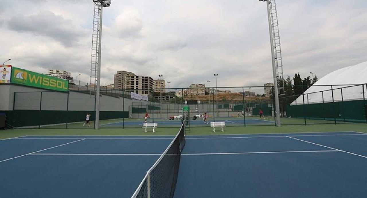 Tbilisi Apartment Tennis Court Exterior photo